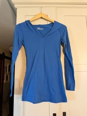 Mossimo Supply Company cornflower blue lightweight hoodie, size S